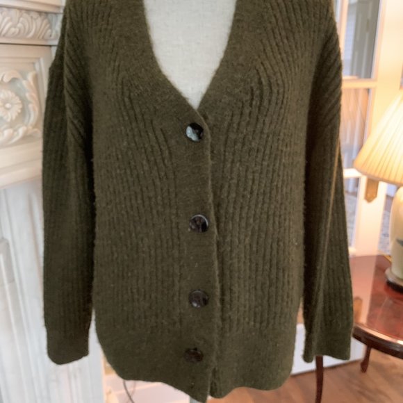 Olive Oversize Cardigan - Picture 1 of 2